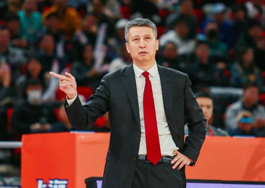 开云登录-世预赛名单大调整，周琦、赵睿受伤，余嘉豪召回，深圳双星有机会